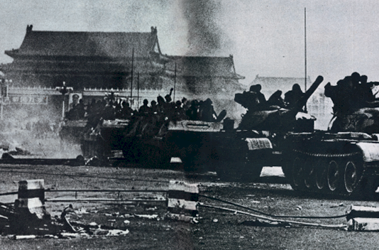 《天安門殺戮》書摘(一):學運是中共宮廷政變和軍事政變的人質