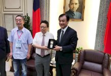 接見海外民運人士 蘇嘉全:盼華人社會與西方同步享受民主