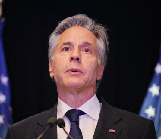 六四35年/布林肯不忘抗爭勇氣 致敬新疆西藏香港遭打壓者