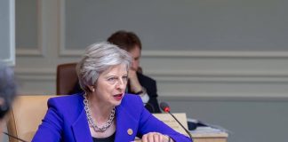 梅伊脫歐殺手鐧?是否提前大選傳本週揭曉