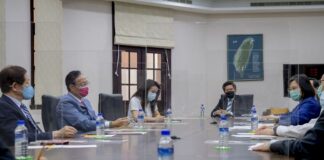 企業轉贈疫苗三方有共識 府:法律豁免權只給原廠