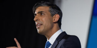 脫歐滿3年 英相辯護脫歐帶來「巨大機會」