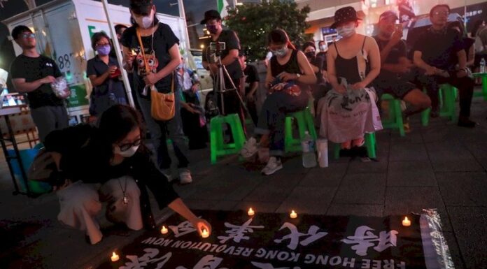 畢竟香港都已經沒什麼自由