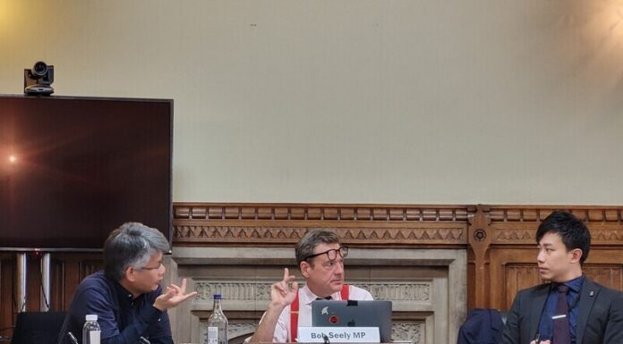 遭通緝旅英港人:台灣應意識到中國長臂管轄威脅