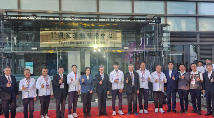 從香港到台灣:體育發展的觀察與體驗