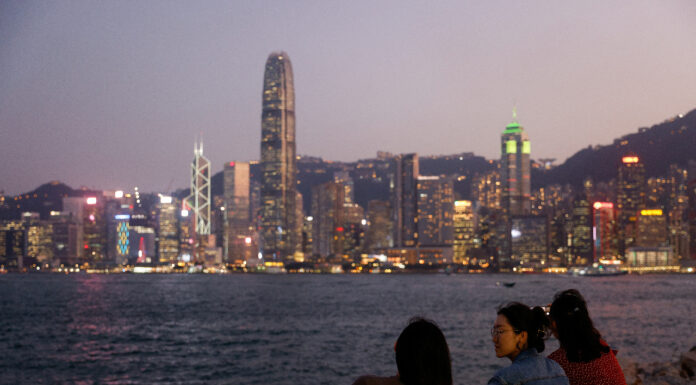 兩岸三地:香港與台灣的歷史文化與身分追尋