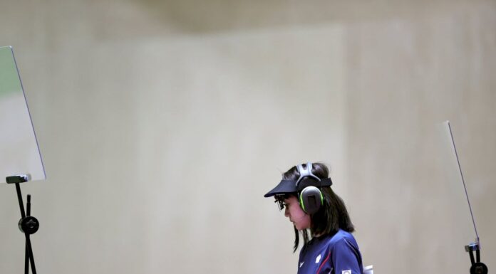 吳佳穎、田家榛女子25公尺手槍晉級8強 下午搶奧運獎牌