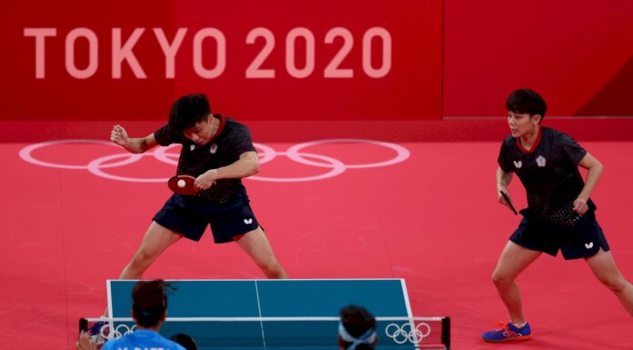 黃金混雙出擊 林昀儒鄭怡靜東奧晉級8強