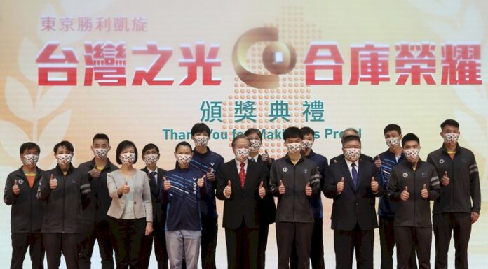 合庫集結7大國手推i運動卡 小戴披露為何球隊只選合庫