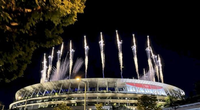 無觀眾東奧在疫情高峰中落幕 盤點特殊人和事