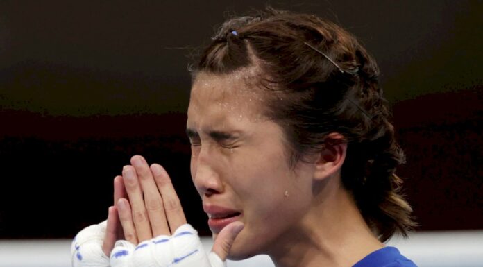 黃筱雯贏銅牌 謝長廷:苦海女神龍