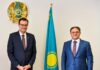 副外長:哈薩克不想被關進新鐵幕